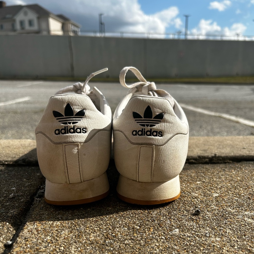 Adidas Samoa Classic Retro White Leather (Men’s 10) - Picture 3 of 14